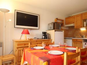 Studio Coin Montagne pour 4 à Chantemerle, Serre-Chevalier - FR-1-330E-52