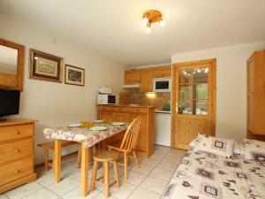 Studio lumineux avec terrasse sud. Serres-Chevalier, 4 personnes, équipements complets. - FR-1-330E-57