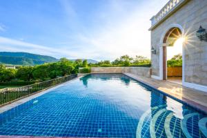 Chateau de Khaoyai Hotel & Resort