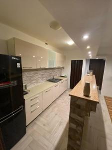 Apartman Aurora-jednostavan apartman na odličnoj poziciji sa svim potrebnim objektima u okolici