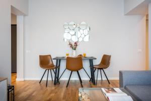 Bright 2BR Flat - Top Location - Green Views