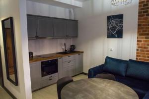 Miodowa Faktoria 5 by Rentoom