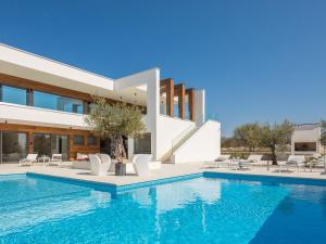 Villa Old Olive VIII by Interhome