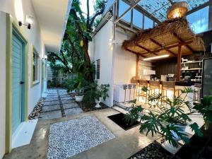 Warm White Hua Hin House