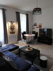Appartements Orange: appartement pratique et idealement place : Appartement 2 Chambres