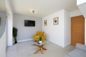 2 Bed Premium House - Driveway Parking - Royal Derby Hospital 3 mins