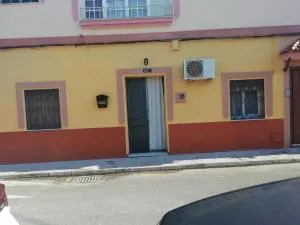 Cerca de Sevilla, aeródromo, bosque suspendido"Ideal Familia"Puerta 34B - Umbrete