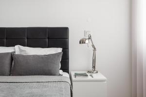 Modern 3BR with Terrace in Benfica by Host For Us