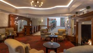 Suite with River View room in Court Yard Hotel
