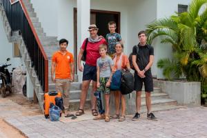 Beyond Angkor Homestay - Private Floor 2-Bedroom & Living Room