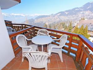 Apartment Le Bristol A46 by Interhome