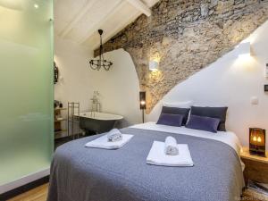 Carmo Chiado Deluxe Apartment