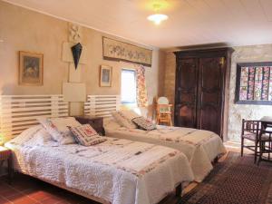 Maisons de vacances Holiday Home Les Landes du Chinonais by Interhome : photos des chambres