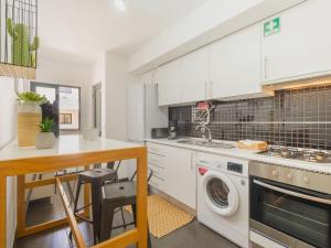 Apartment Wave Dream by Interhome