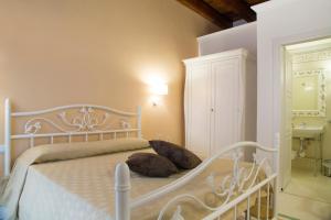 B&B Monsignore