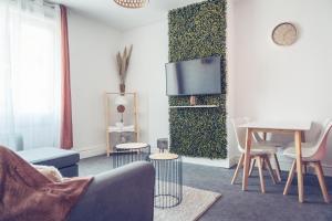 Appartements Le Boheme Chic Superbe studio + parking Free : photos des chambres