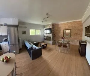 KONTIS' Luxury Detached house near the sea - 伊斯米亚