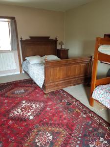 Maisons de vacances Spacieuse ferme renovee fin 18ieme s. classee 3* : photos des chambres