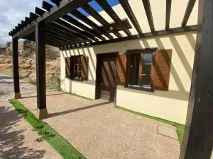 Country house with shared pool and views - Sabina Alta