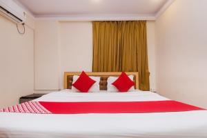 Capital O Orbit Inn Near Infiniti Mall