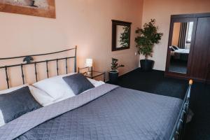 Economy Quadruple Room room in Hotel Centrum