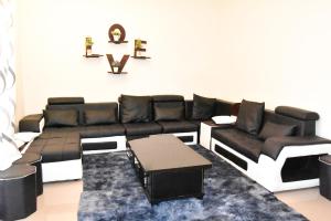 Spacious Zamtel flat