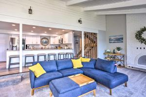 Lakeside Lacey Gem with Sauna and Private Dock