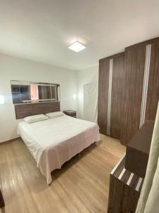 1810 - Flat para temporada em Goiania-proximo ao Parque Areião