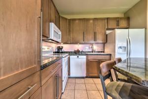 Gorgeous Oceanfront Kihei Condo with Balcony!