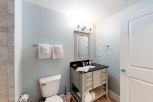 Sterling Breeze 707-A