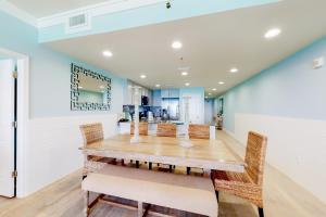 Sterling Breeze 707-B