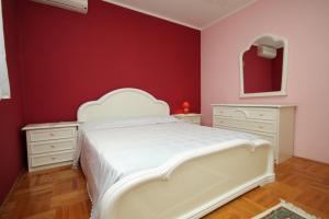 Holiday house with a parking space Krsan - Vlasici, Central Istria - Sredisnja Istra - 7685