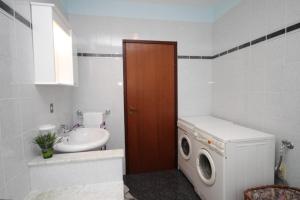 Holiday house with a parking space Krsan - Vlasici, Central Istria - Sredisnja Istra - 7685