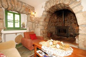 Family friendly house with a parking space Sveta Jelena, Opatija - 7729