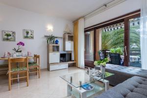 Two-Bedroom Apartment with Terrace room in Apartments with a parking space Medulin - 7657