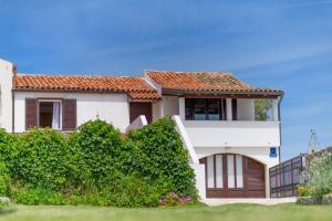 Apartments by the sea Nerezine, Losinj - 7963 