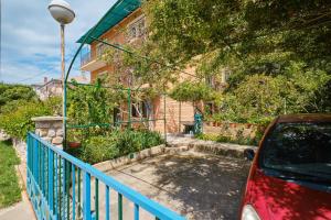 Apartments with a parking space Mali Losinj (Losinj) - 7972