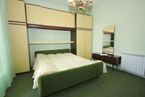 Apartments with a parking space Lovran, Opatija - 7802