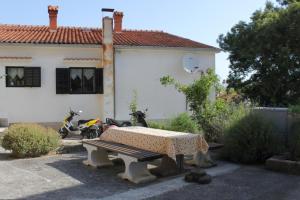 Apartment Mali Losinj 7991b
