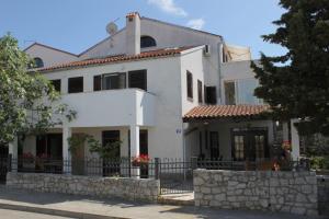 Apartments with a parking space Mali Losinj (Losinj) - 7969