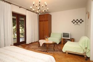 Apartments with WiFi Mali Losinj (Losinj) - 7992
