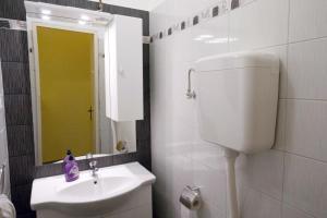 Apartments with a parking space Opatija - 7868