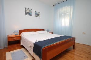 Apartment Mali Losinj 7979a