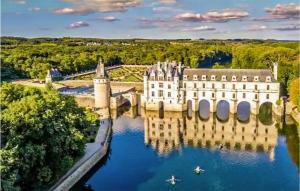 Beautiful Home In Château-La-Vallière