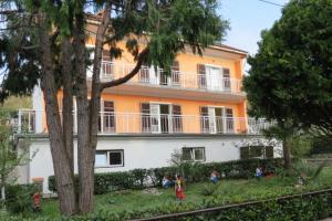 Apartments with parking space Opric, Opatija - 7715