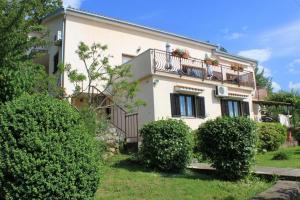 Apartments with a parking space Lovran, Opatija - 7743 