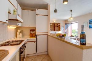 Apartments by the sea Mali Losinj (Losinj) - 7974