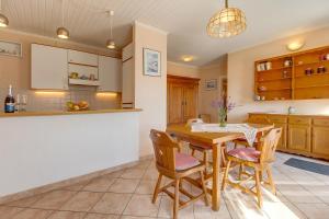 Apartments by the sea Mali Losinj (Losinj) - 7974