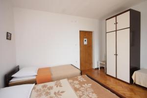 Apartments with parking space Icici, Opatija - 7763