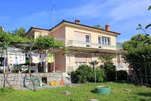 Apartments with a parking space Lovran, Opatija - 7807